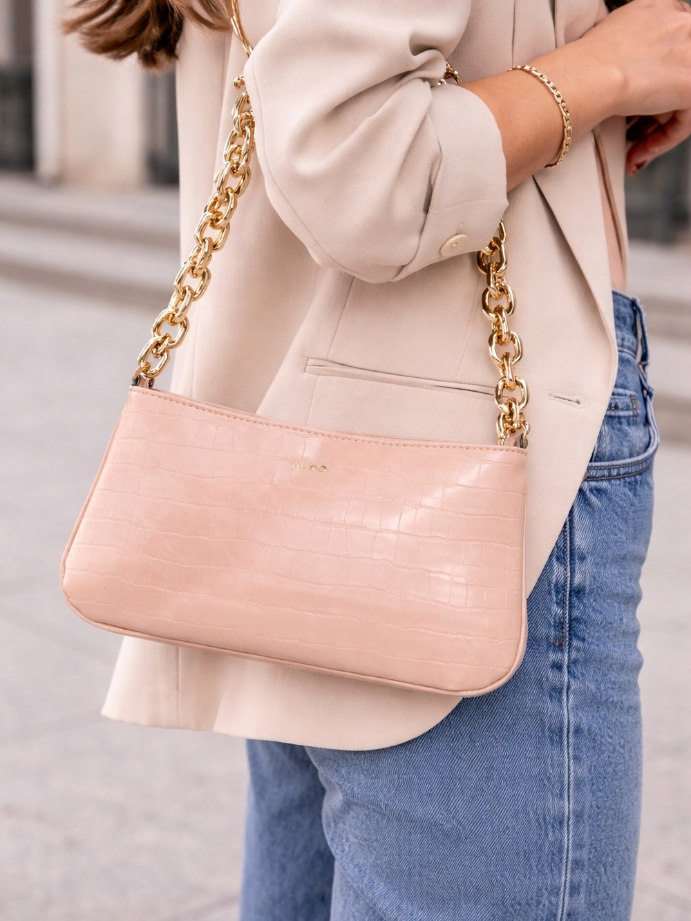 Aldo Chic Pebbled Shoulder Bag in Blush Pink with Gold Chain